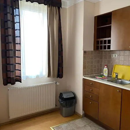 Bernadett Apartman *